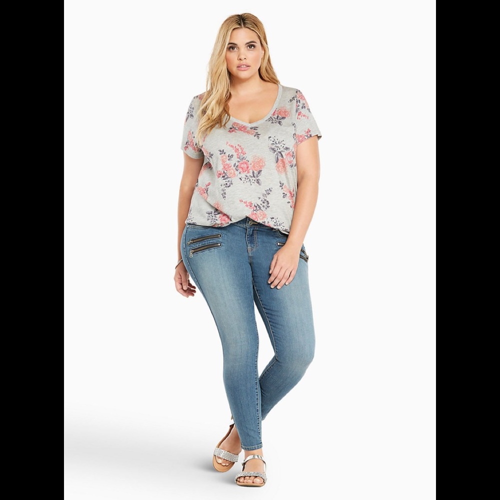 Torrid Floral Print V-Neck Tee